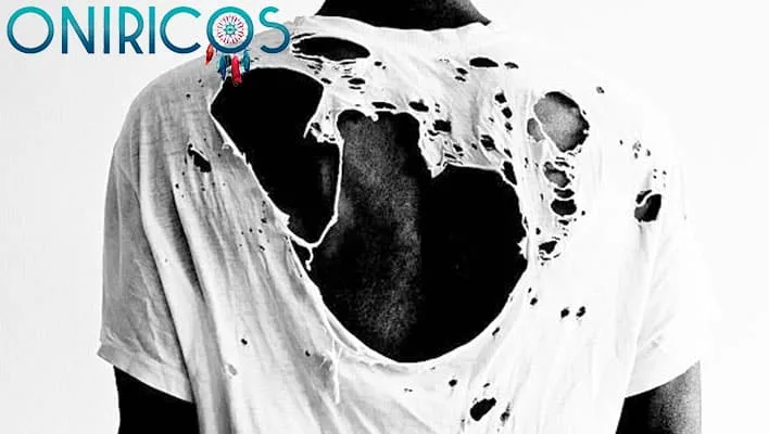 Dreaming about torn or old clothes