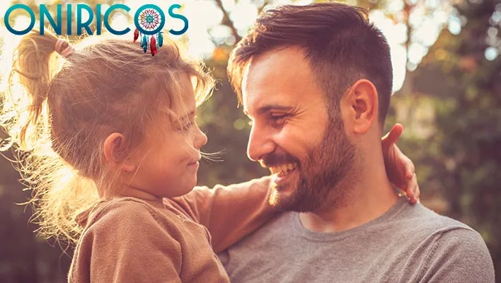 Meaning of dreaming that your father hugs you