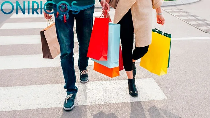 dreaming about shopping - oneiromancy