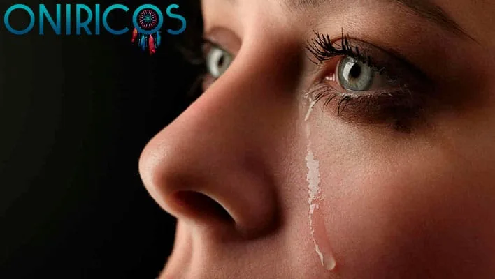 dreaming about a past love crying - oneiromancy