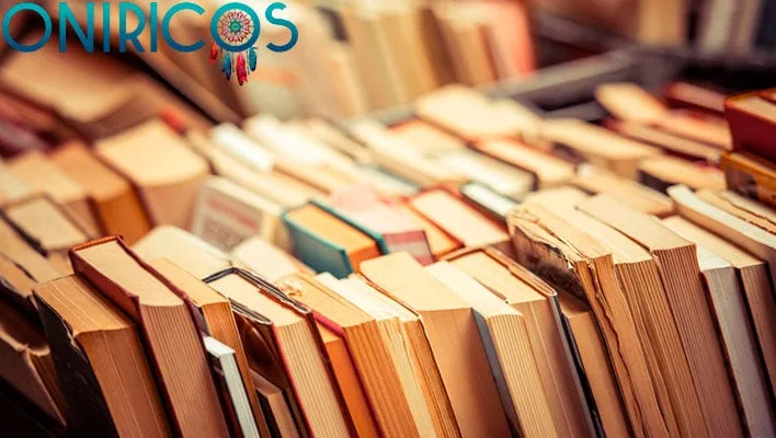 śnić o książkach - onirologia