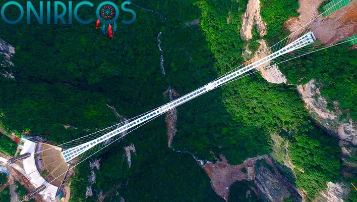 dreaming about very tall bridges - oneiromancy