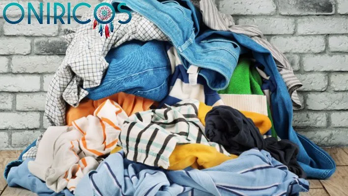 dreaming about dirty clothes - oneiromancy.jpg