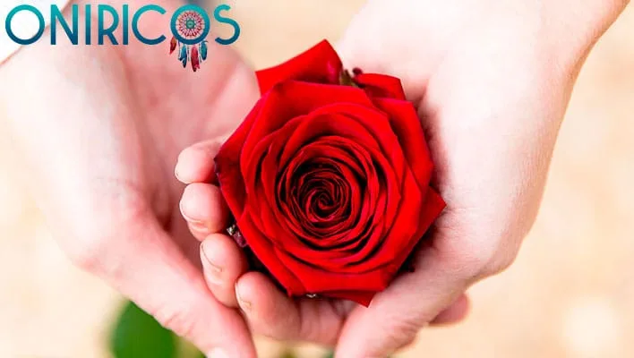 śnić o czerwonych różach - oniromancja