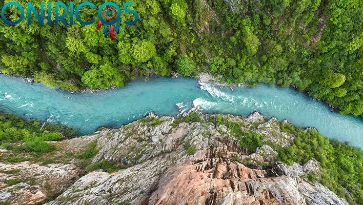 dreaming about a river or stream - oneiromancy