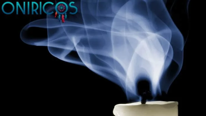 dreaming about extinguished candles - oneiromancy