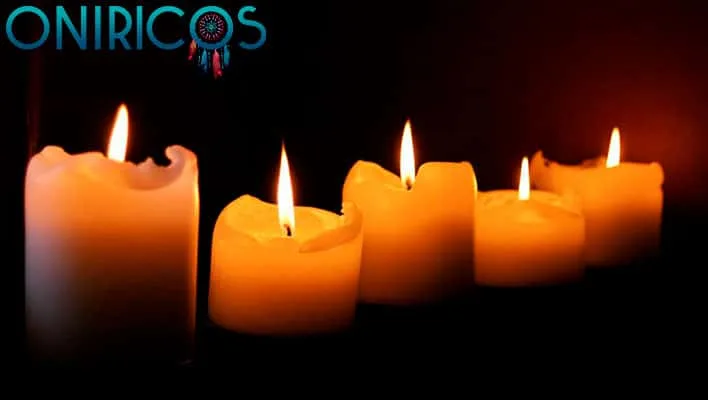 dreaming about candles - oneiromancy