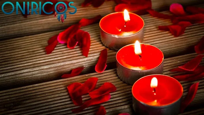 dreaming about red candles - oneiromancy